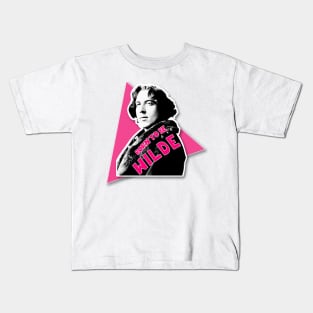 Oscar Wilde - Born To Be Wilde - Retro Typographic / Graphic Design Kids T-Shirt